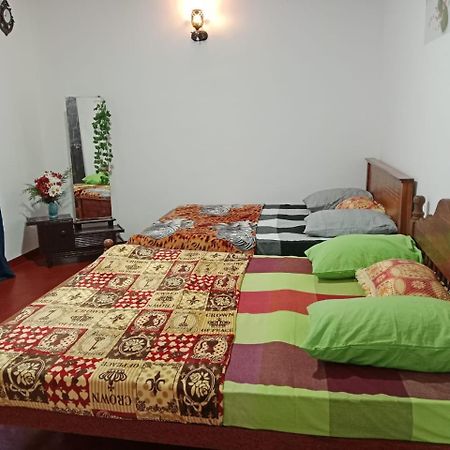 Aloka Home Stay Нувара-Елія Екстер'єр фото